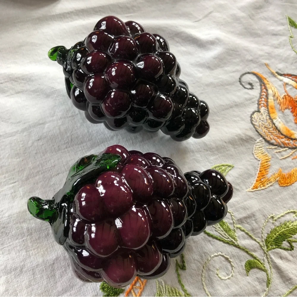 Vintage Set of Hand Blown Murano Style Art Glass Bunch of Grapes. Deep Amethyst - Picture 6 of 13